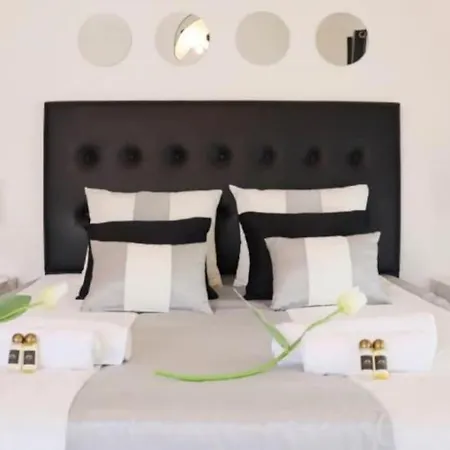 Villa Girassol - Privat Pool & Garage & Center Albufeira
