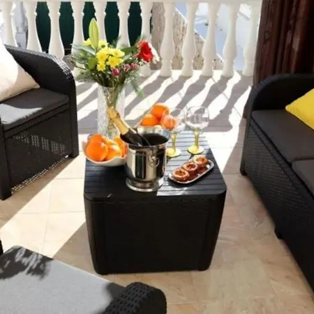 Villa Girassol - Privat Pool & Garage & Center Albufeira