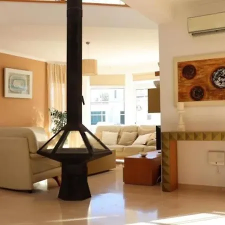 Girassol - Privat Pool & Garage & Center Villa