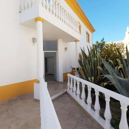 Girassol - Privat Pool & Garage & Center Villa Albufeira